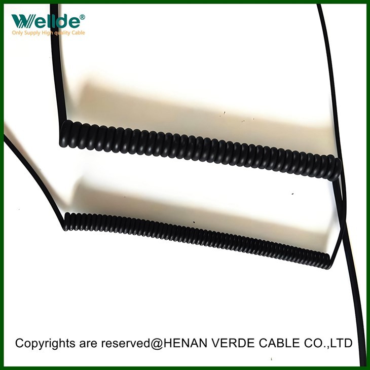 Multi-core Retractable Cable
