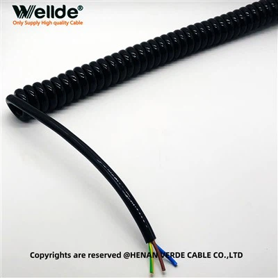 Câble enroulé en spirale PUR à 3 conducteurs de 0,25 mm²